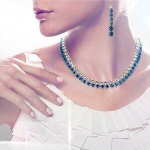 NEW SWAROVSKI BRILLIANT CRYSTAL NECKLACE! ADJUSTABLE, NEW WITH TAGS!